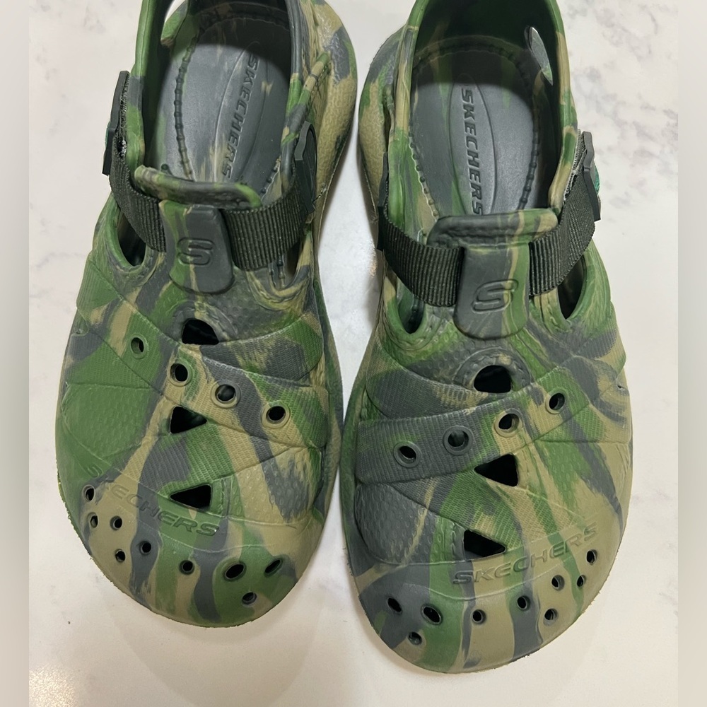 Skechers Kids Camouflage Clogs - Picture 4 of 10